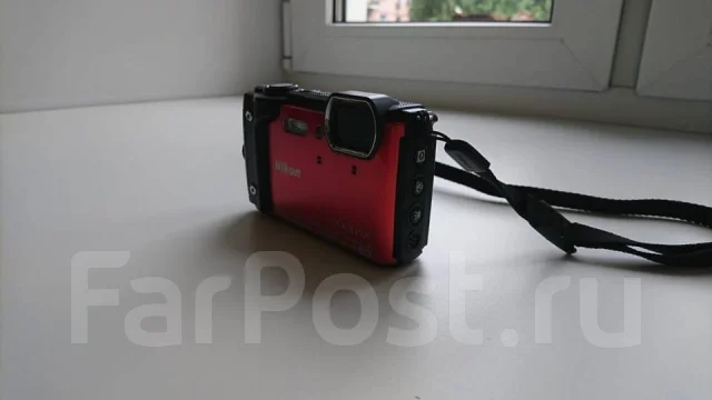 Nikon Coolpix W300 ����