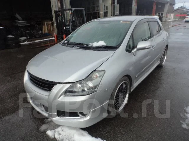 Toyota Blade ����