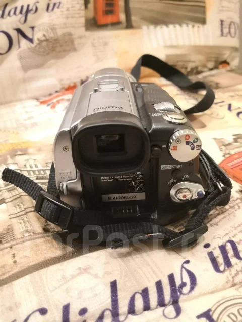 Panasonic NV-GS400. 4 - 4.9 �� ����