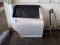 Дверь боковая. Toyota Wish, ZNE10, ZNE10G