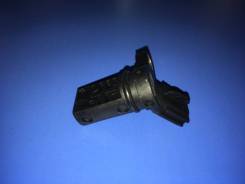Датчик положения коленвала. Nissan: Bluebird, Wingroad, Primera Camino, Titan, Primera, Fuga, Avenir, Cube Cubic, Pulsar, Sunny, Almera, Patrol, Blueb...