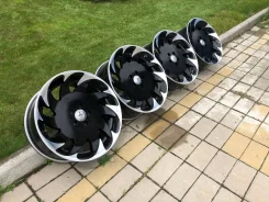 G-Corporation Leading Edge W201. 8.0/9.0x19", 5x114.3, ET30/42, �� 73���. ����