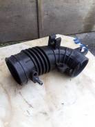 Патрубок воздухозаборника. Honda CR-V, RD4, RD5, RD6, RD7 Honda Stream, RN4, RN3 Honda Stepwgn, RF3, RF4 Honda Integra, DC5 Двигатели: K20A, K20A4, K2...