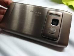 Nokia N8. Б/у