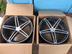 Vossen CV5. 9.0x19", 5x114.3, ET35, �� 73,1���. ����