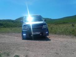 Toyota Grand Hiace. С водителем