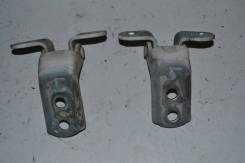 Крепление двери. Toyota: Corona, Prius C, iQ, Avensis, Sprinter Trueno, Corolla, Probox, Altezza, Raum, Sprinter, Mark II Wagon Blit, Caldina, Sprinte...