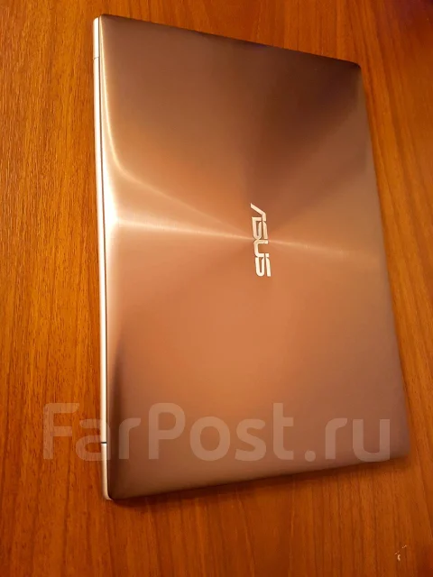 Asus ZenBook. 13.3", 2����, ��� 4 ��, ���� 512���, WiFi: 1, Bluetooth: 1, ����������� �� 8��. ����