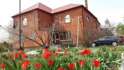 Продам или обменяю коттедж в Дальнереченске. Улица Калинина 26, р-н Второй школы, площадь дома 296 кв. м., централизованный водопровод, электричество...