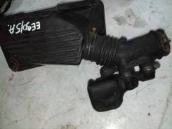 Патрубок воздухозаборника. Toyota: Sprinter, Corolla Spacio, Sprinter Carib, Corolla Levin, Sprinter Trueno, Corolla, Sprinter Marino, Corolla Ceres Д...