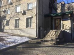 Продаётся офис 140 кв. м. Первая речка. Выгодный арендный бизнес. Улица Хабаровская 31, р-н Первая речка, 140 кв. м. Дом снаружи
