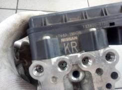 Блок управления abs. Nissan Fuga, HY51, KNY51, KY51, Y51