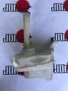Бачок стеклоомывателя. Toyota Aristo, JZS160, JZS161 Lexus GS300, JZS160