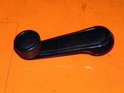 Ручка стеклоподъемника. Toyota: Corsa, Lite Ace, Corolla II, Corolla, Tercel, Dyna, Van, Model-F, Blizzard, Regius, Sprinter, Land Cruiser, Sprinter C...