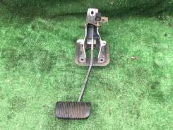 Педаль тормоза. Toyota: Platz, Corona, Lite Ace, Windom, Scepter, Aristo, Ipsum, Avensis, Sprinter Trueno, Corolla, Yaris Verso, MR-S, Tercel, Probox...