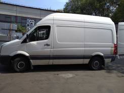 Volkswagen Crafter. Фольксваген крафтер, 2 500 куб. см., 1 300 кг.