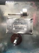Болт крепления рычага. Infiniti J30, JPY32 Infiniti M35, G50, HG50 Infiniti Q45, FGY33, G50 Nissan: Presage, R'nessa, Vanette, Serena, Largo, Sky...