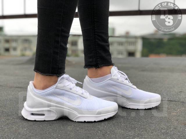 Air max jewell or best sale