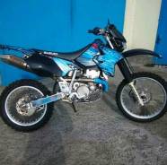 Suzuki DR-Z 400S. 400 куб. см., исправен, птс, с пробегом
