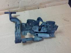 Замок капота. Mazda Demio, DY3R, DY3W, DY5R, DY5W Mazda Verisa, DC5R, DC5W
