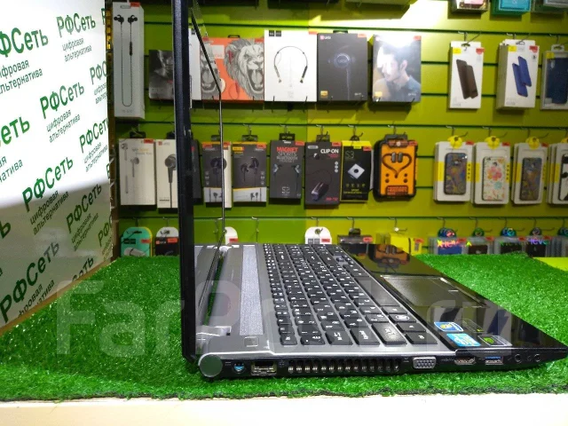 Acer Aspire V3-571G. 15.6", 2,5����, ��� 4 ��, ���� 320���, WiFi: 1, Bluetooth: 1, ����������� �� 3��. ����