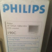 Philips. 19"