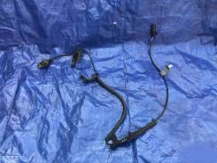 Датчик abs. Toyota Highlander, ASU40, ASU50, ASU50L, GSU40, GSU40L, GSU45, GSU50, GSU55, GSU55L, GVU58 Toyota Kluger V, ASU50, GSU50, GSU55 Двигатели...