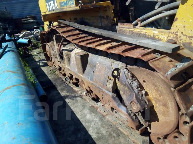 Komatsu D375A ����
