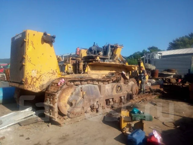 Komatsu D375A ����