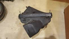 Корпус воздушного фильтра. Mitsubishi Sigma, F07W, F11A, F12A, F13A, F13AK, F15A, F16A, F17A, F25A, F27A Mitsubishi Diamante, F07W, F11A, F12A, F13A...