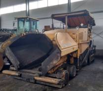 Dynapac. Колесный асфальтоукладчик DF135