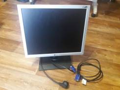 LG. 17", технология ЖК (LCD)