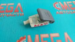 Ручка открывания капота. Toyota: Allion, Allex, ist, Vios, Corolla, Probox, Innova, Yaris Verso, Hilux, Echo Verso, Caldina, Vanguard, FJ Cruiser, For...