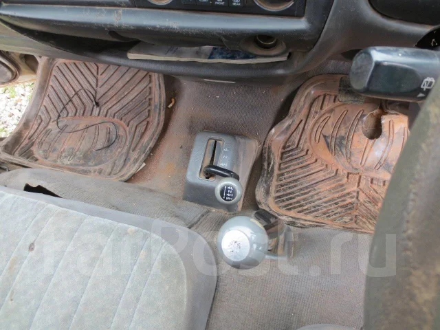 Mazda Bongo. SK22M, R2 ����