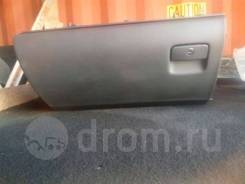 Бардачок. Audi A8, 4E2, 4E8, D3/4E