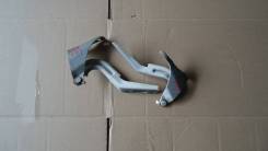 Крепление капота. Honda Accord, CL9 Двигатели: K24A, K24A3, K24A4, K24A8