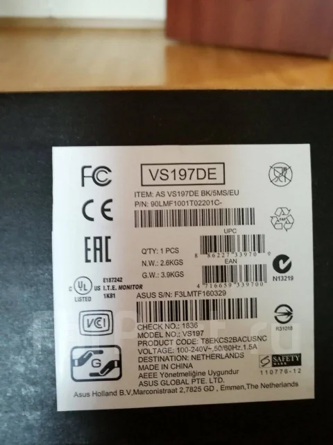 Asus. 18.5" ����
