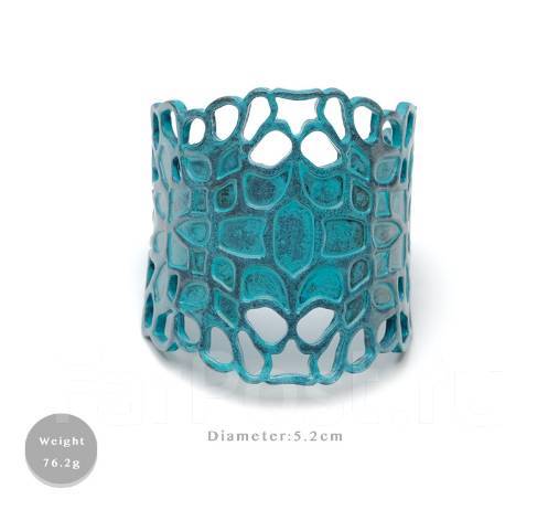 Chloe Isabel 2 700
