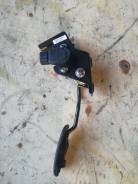 Концевик под педаль тормоза. Toyota Camry, ACV30, ACV30L