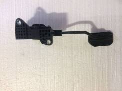 Педаль газа. Toyota Corolla Axio, ZRE142, ZRE144, NZE144, NZE141 Toyota Corolla Fielder, NZE144G, NZE141G, ZRE142G, ZRE144G Двигатели: 2ZRFAE, 2ZRFE...
