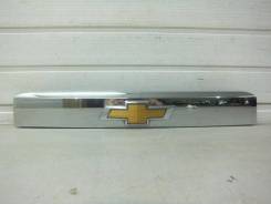 Накладка на дверь багажника. Chevrolet Orlando, J309 Двигатели: 2H0, Z20D1