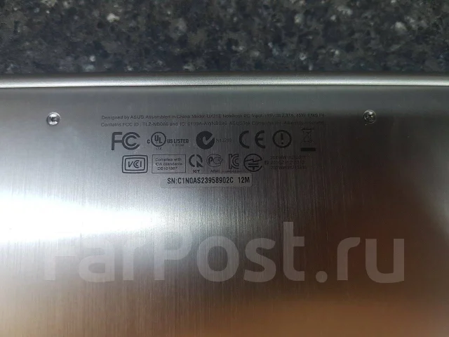 Asus ZenBook UX21E. 11.6", 1,8����, ��� 4 ��, ���� 128���, WiFi: 1, Bluetooth: 1, ����������� �� 3��. ����