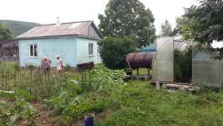 Небольшой дом с участком 30 соток. Улица Гоголя 49а, р-н Возле "Дома охотников" в п.Кавалерово., площадь дома 40 кв. м., скважина, электричество 5 кВт...