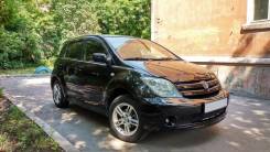 Toyota ist. Без водителя