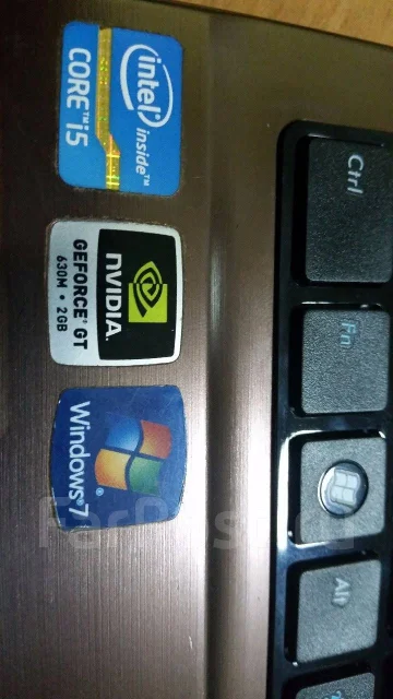 Asus. 15.6", 2,8����, ��� 8 ��, ���� 750���, WiFi: 1, Bluetooth: 1, ����������� �� 3��. ����
