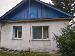 Продам 1/2 дома 52,4 кв. м., с. Монастырище Черниговский р-н. Ул. Якименко, р-н с. Монастырище, площадь дома 52 кв. м., электричество 6 кВт, отопление...
