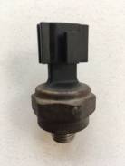 Датчик гидроусилителя. Infiniti: QX56, M45, Q40, QX50, Q45, M56, Q50, FX35, EX25, FX37, QX70, M25, G25, Q60, EX35, EX37, FX30d, G35, I30, M37, FX50, Q...