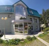 Офисно-складское помещение, 700 м?, земельный участок 17 соток. Улица Вокзальная 58, р-н Центральный, 700 кв. м.