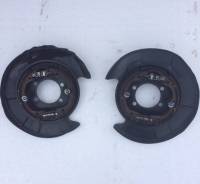 Пружина прижимная тормозной колодки. Nissan: Maxima, Presage, Elgrand, Altima, 370Z, Xterra, Skyline, Fairlady Z, Stagea, Teana, Murano, Fuga, Pathfin...