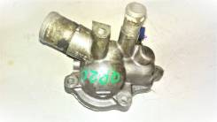 Корпус термостата. Nissan: Teana, Wingroad, Liberty, X-Trail, Presage, Serena, Bassara, Avenir, Primera, AD, Prairie Двигатели: QR20DE, QR25DE